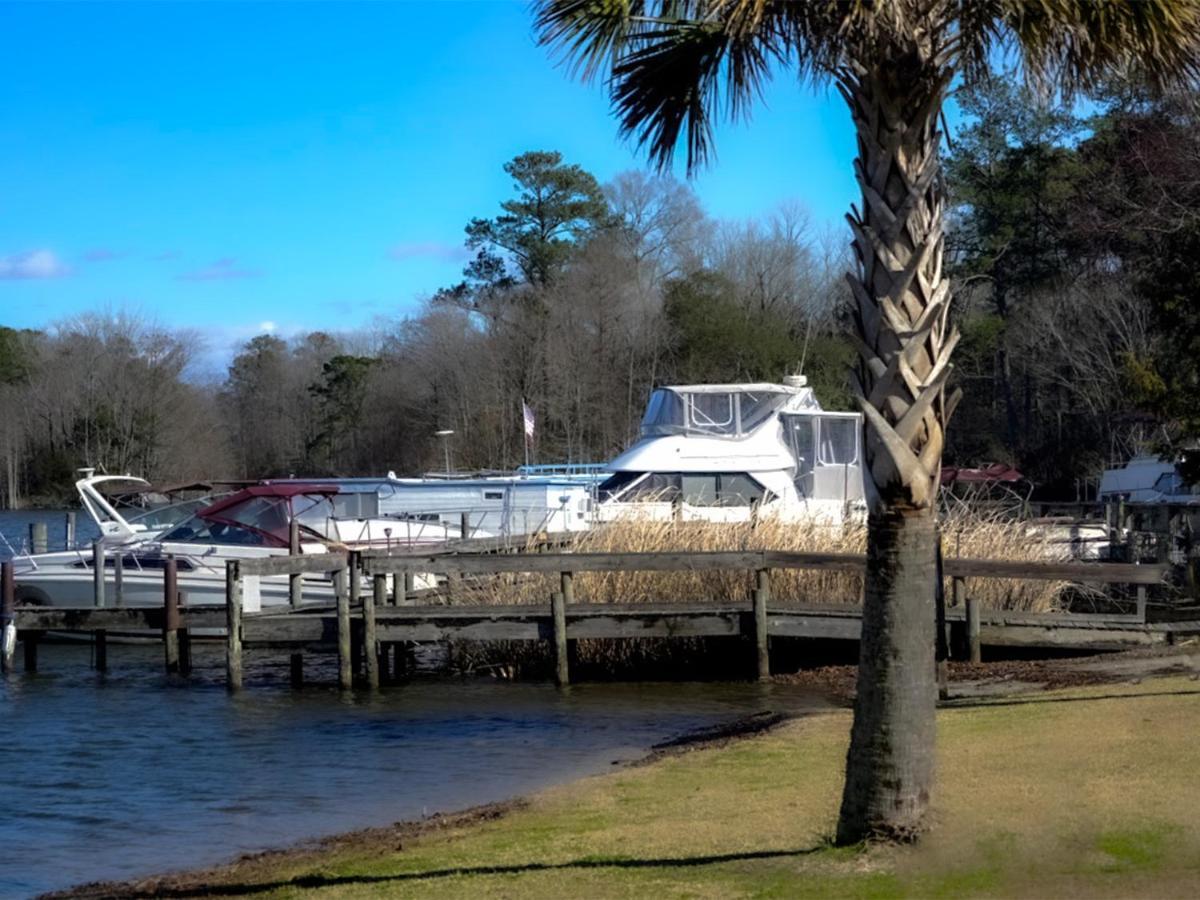 Bells Marina & Fishing Resort - Santee Lake Marion By I95 - Family Adventure, Pets On Request! Eutawville Exterior photo